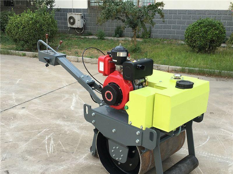 關于手扶壓路機的單杠四沖程結(jié)構(gòu)原理